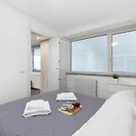 Modern Retreat Corso Buenos Aires Mi Wifi And Ac Apartamento *